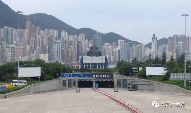 世界上最炫酷的27條海底隧道！_8